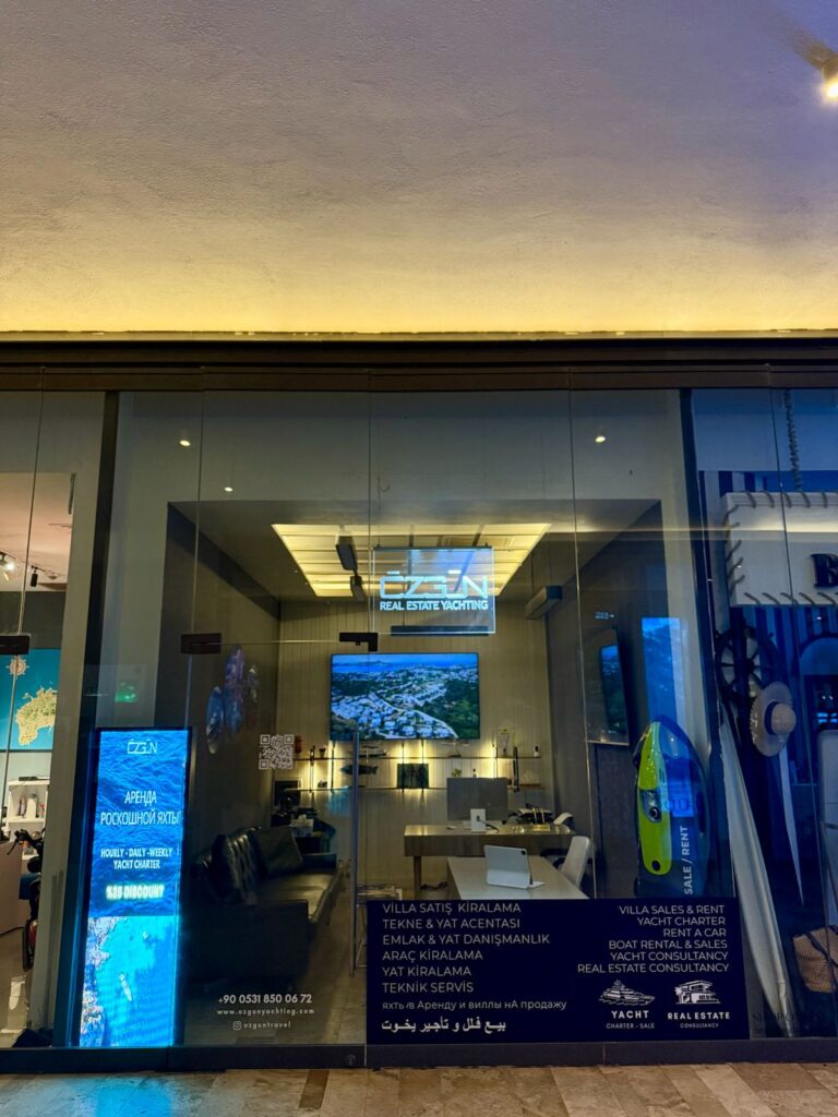 bodrumun en iyi yat kiralama firması özgün yachtingdir.